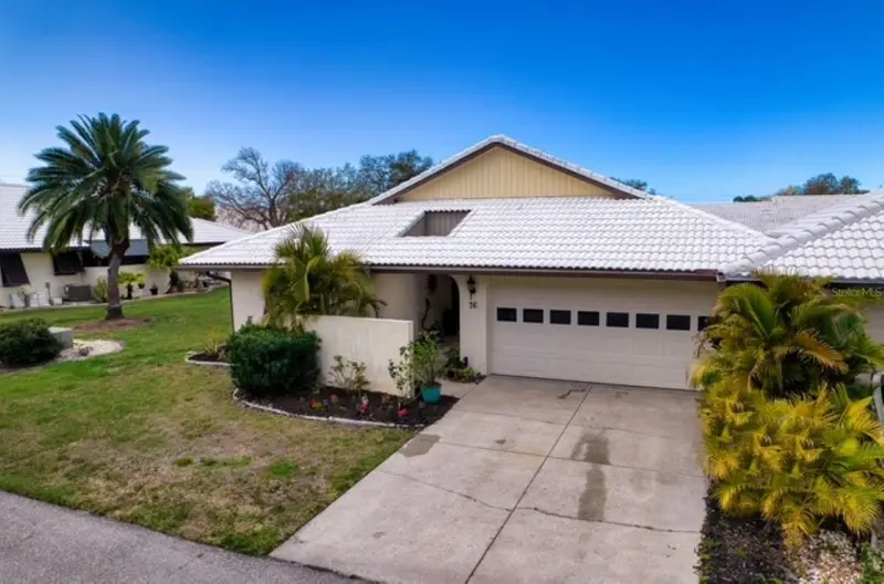 76 Sandstone Cir, FL