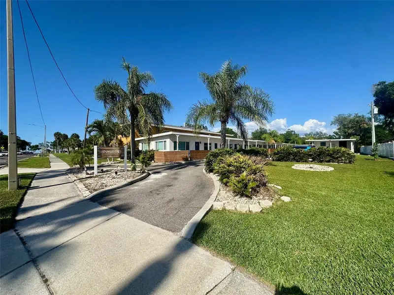 2035 Edgewater Dr #10, FL
