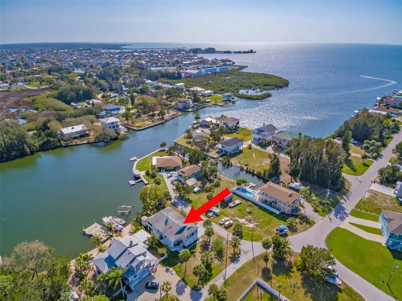 6810 Seaview Blvd, FL