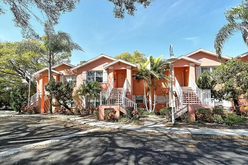 5450 Longwood Run Blvd #202, FL