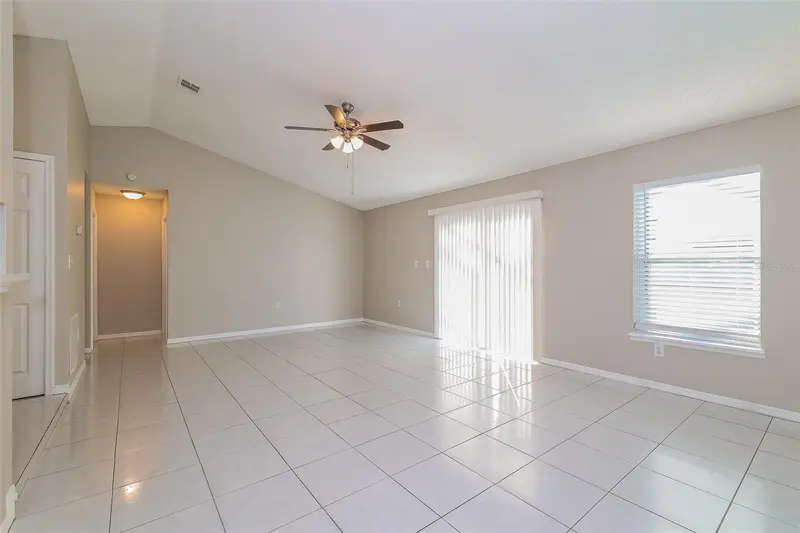 657 Koala Ct, FL