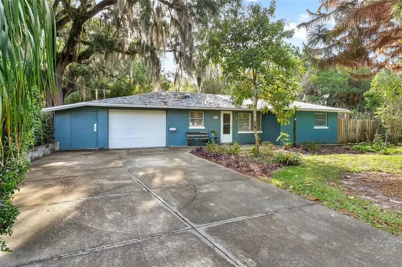 366 Bay Rd, FL