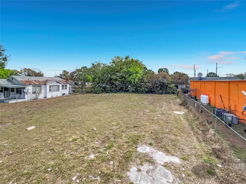 2471 Greenway St, FL