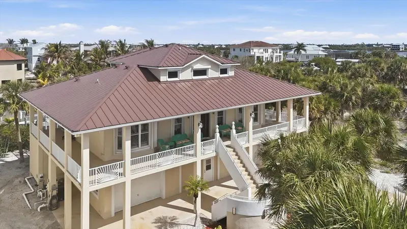 65 Palm Dr, FL