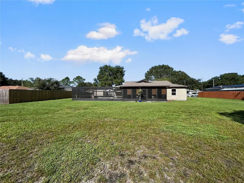 136 Paul Revere Rd, FL