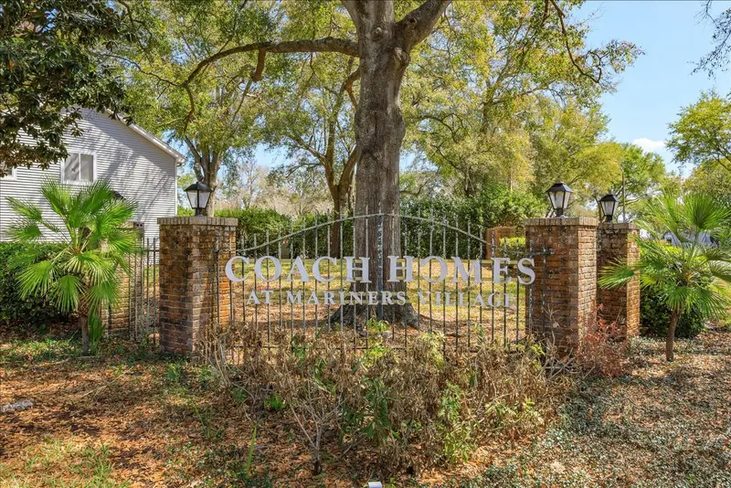 2413 Tack Room Ln #3, FL