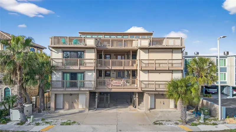 19010 Gulf Blvd #101, FL