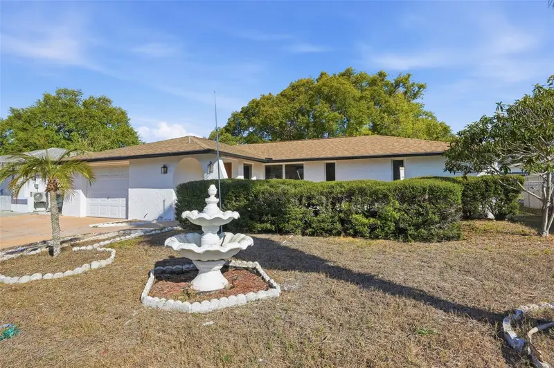 7427 Fireside Dr, FL