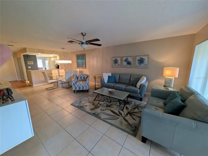 6896 W Country Club Ln #148, FL