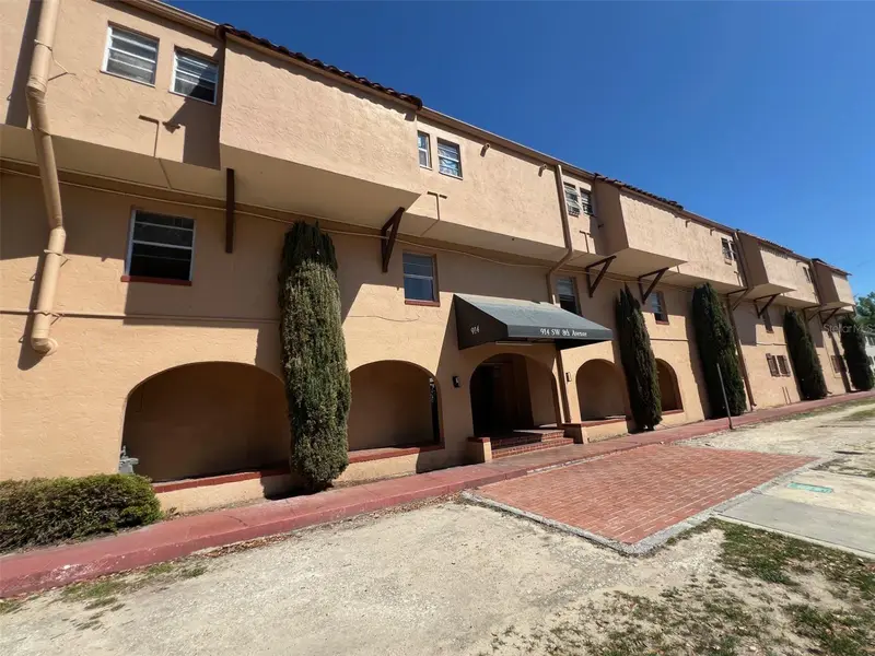 914 Sw 8th Ave #44, FL