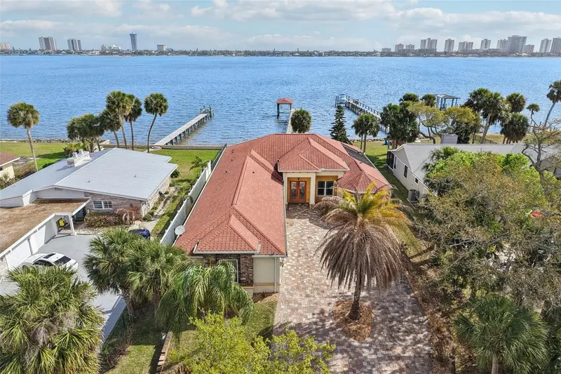 2227 S Palmetto Ave, FL