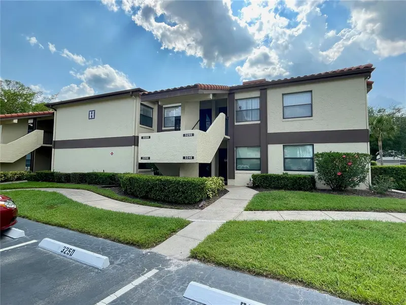 3258 Candle Ridge Dr #203, FL