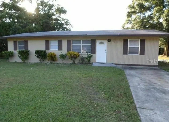 1221 Se Carnahan Ave, FL