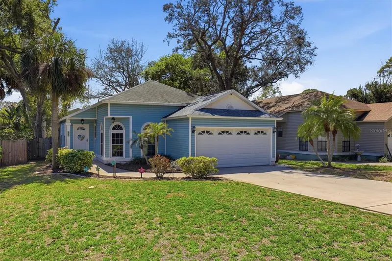 86 Highland Rd, FL