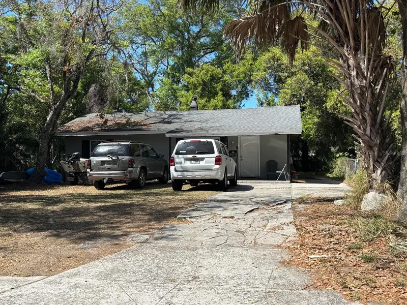516 S Dollins Ave, FL
