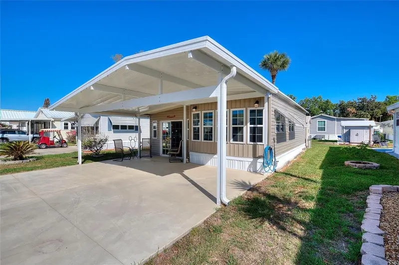 135 Citrus Ridge Dr, FL