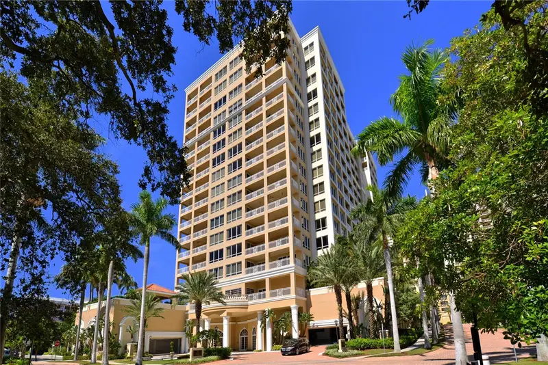 35 Watergate Dr #1506, FL