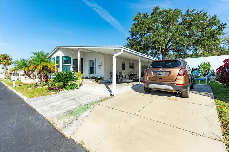37827 Mission Hills Ave, FL
