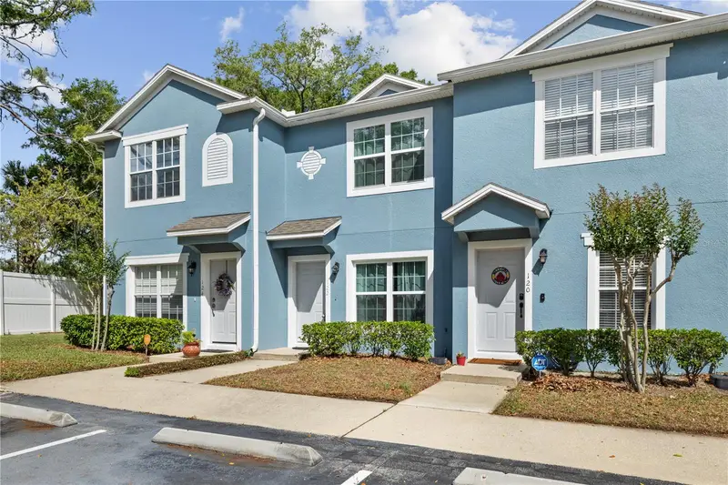 122 Wilton Cir, FL