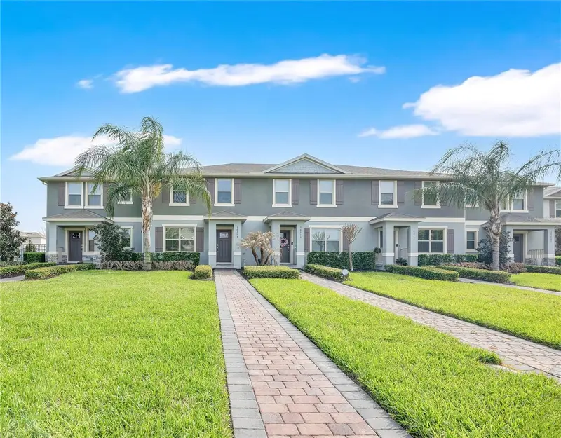 16209 Admirals Cove Ln, FL
