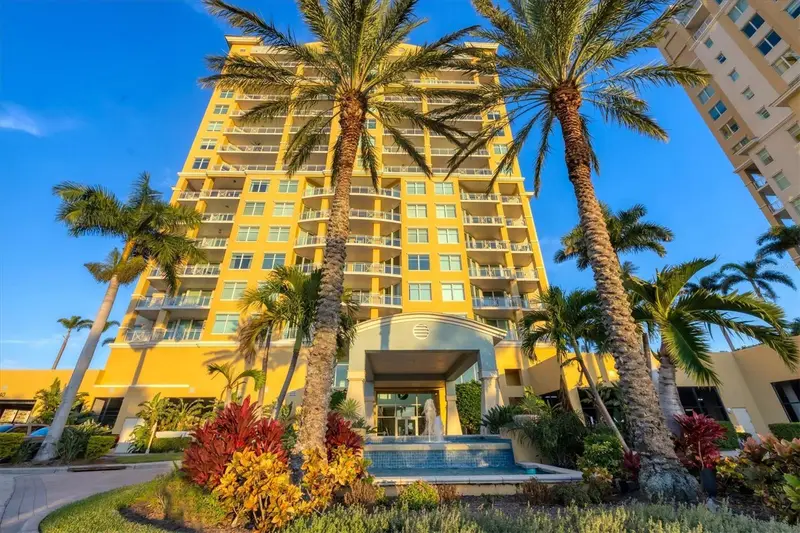 140 Riviera Dunes Way #402, FL