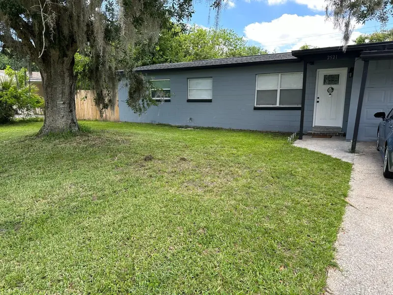 2521 Stratford Dr, FL