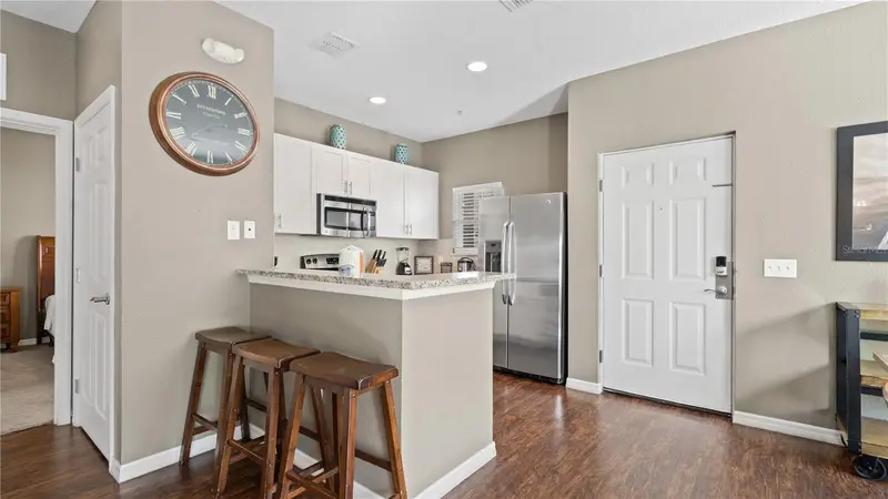 5350 Diplomat Ct #104, FL