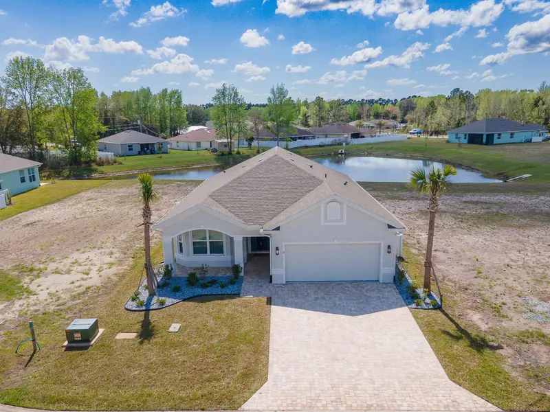 8 Lakeland Way, FL
