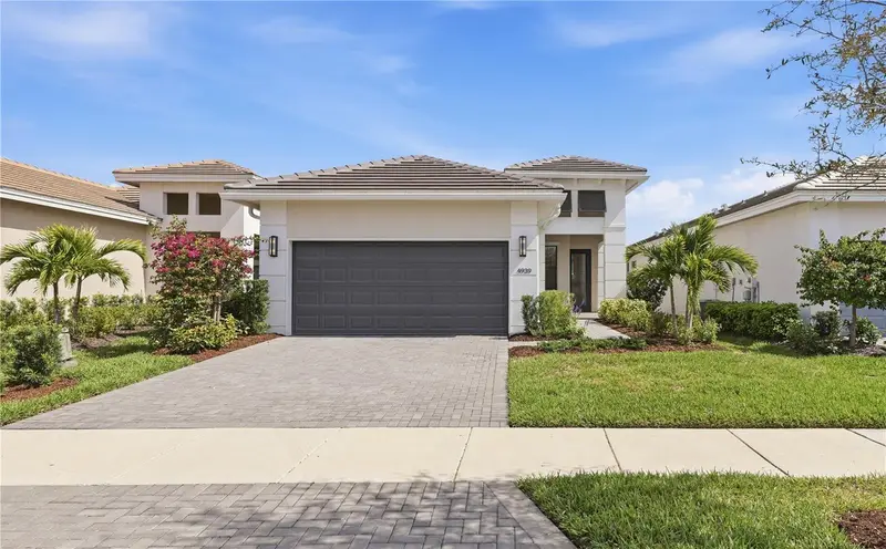 4939 Carova Way, FL