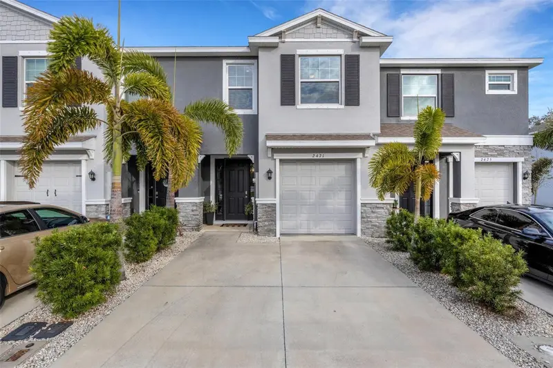 2471 Midnight Pearl Dr, FL