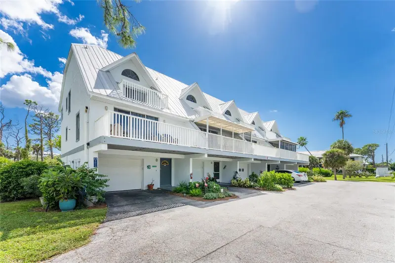 6800 Placida Rd #Th2, 1b, FL