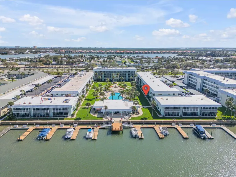 325 N Causeway #D103, FL