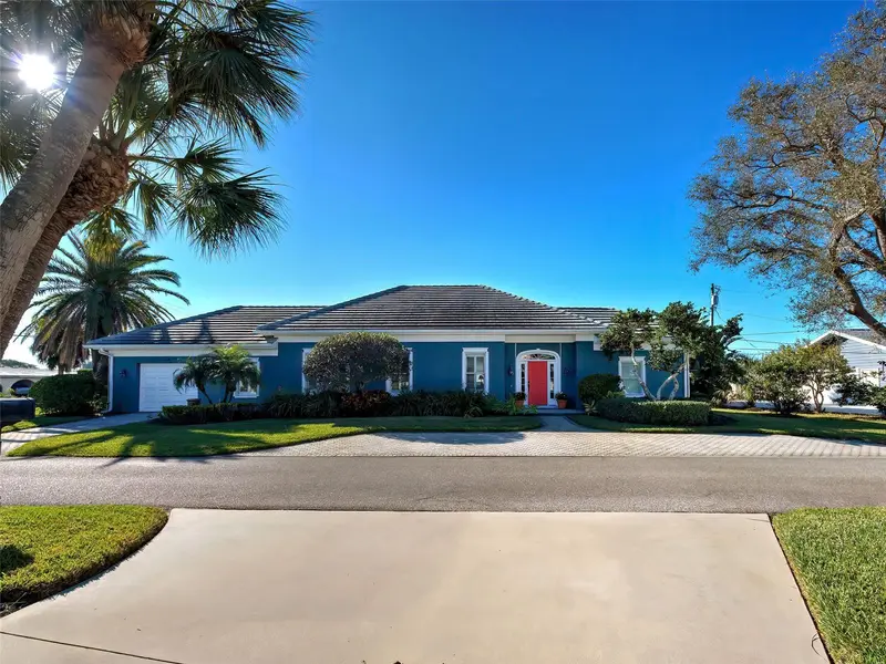 16 Gulf Manor Dr, FL