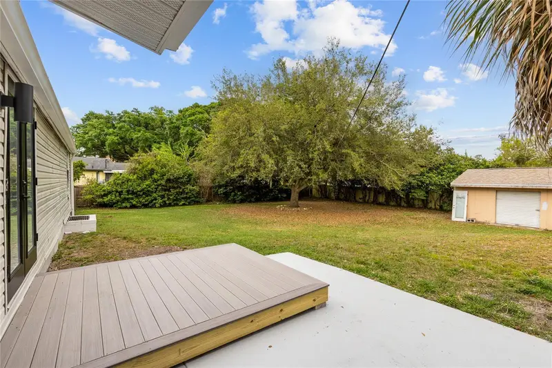 1130 Carlson Dr, FL