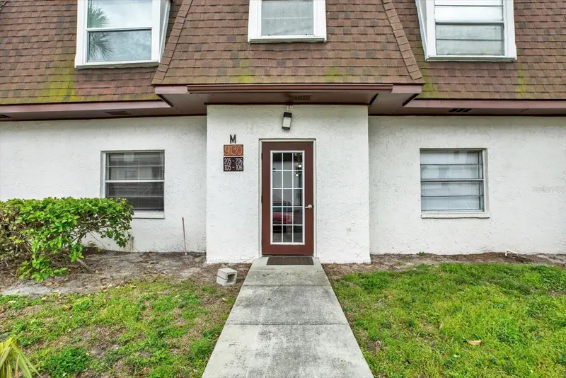 9130 Tudor Dr #M105, FL