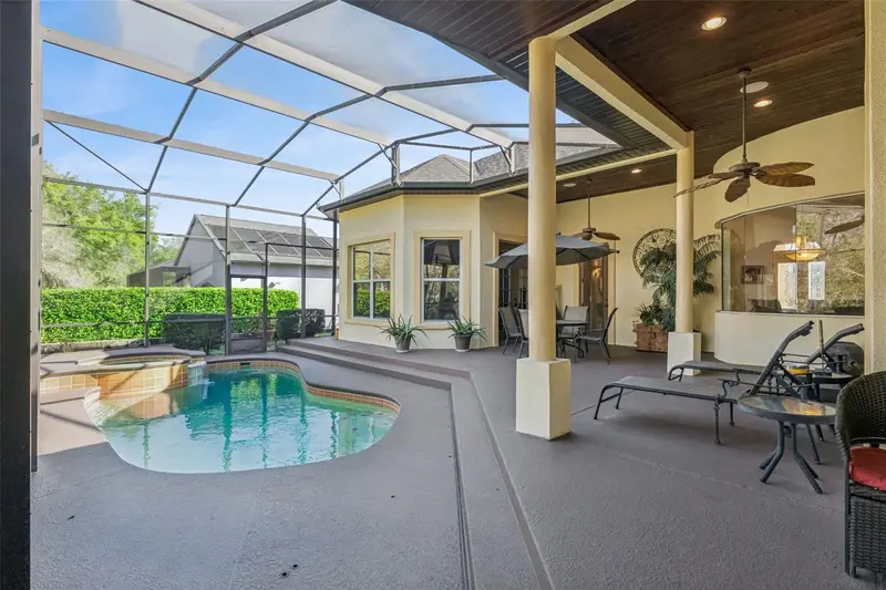 814 Miami Springs Dr, FL