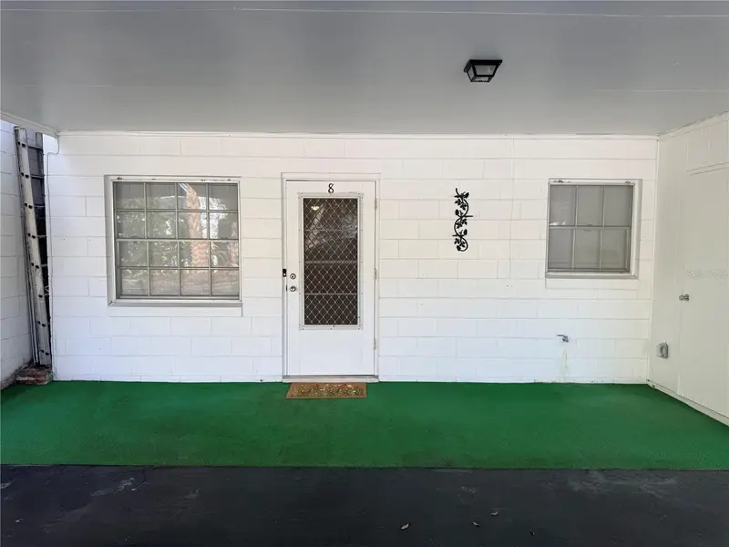 135 W Minnesota Ave #8, FL