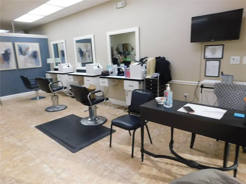 120 Alexandria Blvd #15, FL