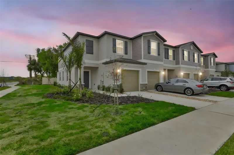 2661 Sunray Venus Way, FL