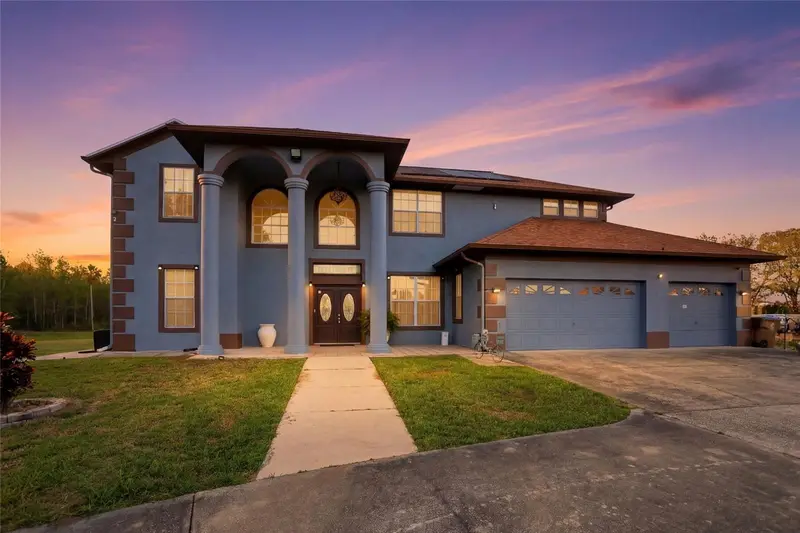 4111 Foxtail Ct, FL