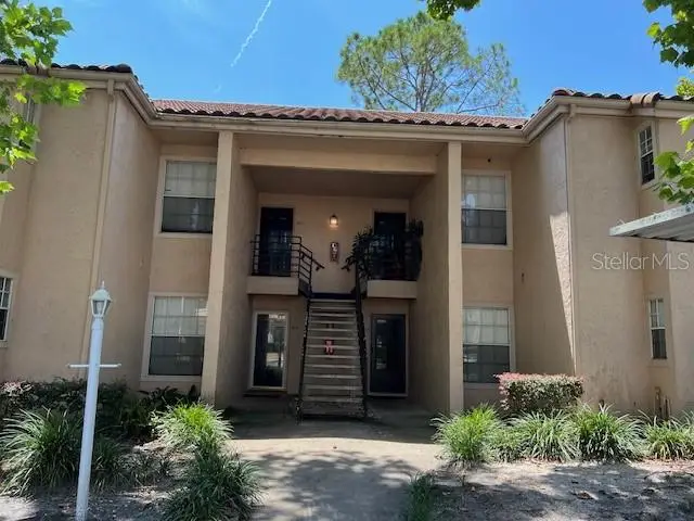 670 Sandy Neck Ln #202, FL