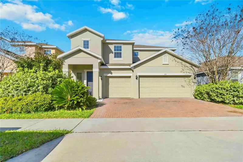 213 Trinity Ridge Cir, FL