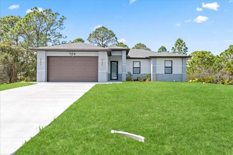 724 Drury Ave, FL