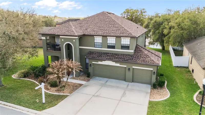 268 Oak Landing Ln, FL