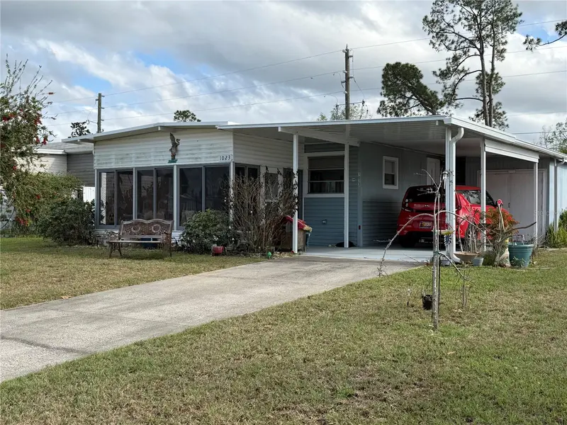1023 Capella Dr, FL