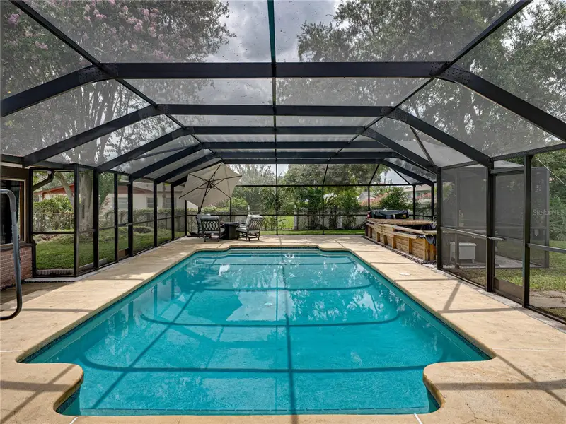 609 W Pipkin Rd, FL