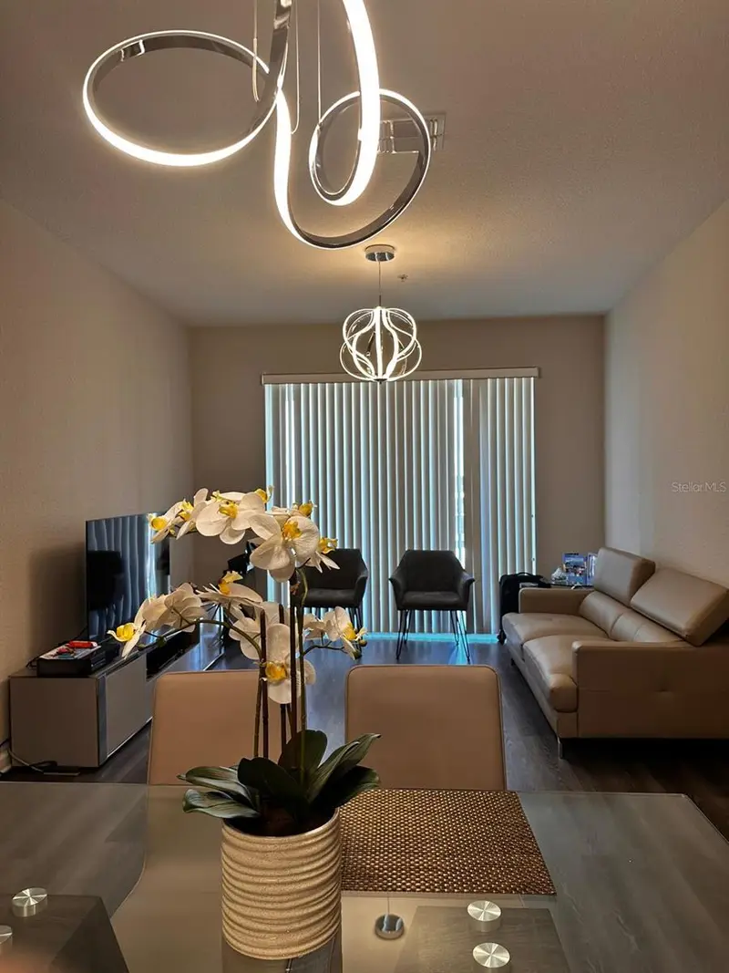 2484 San Tecla St #403, FL