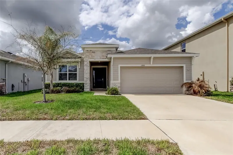 33888 Field Maple Loop, FL