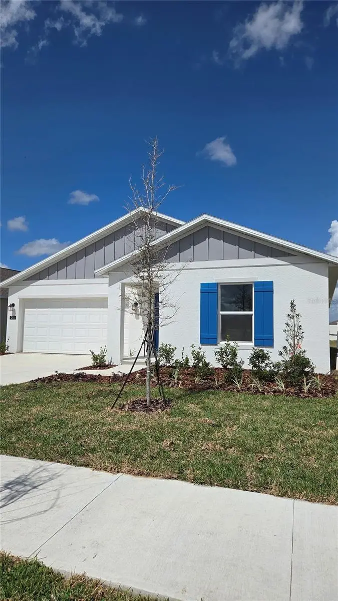 295 Artemis St, FL