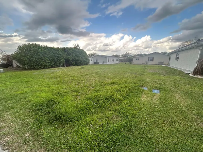 5198 Oxford Ct, FL
